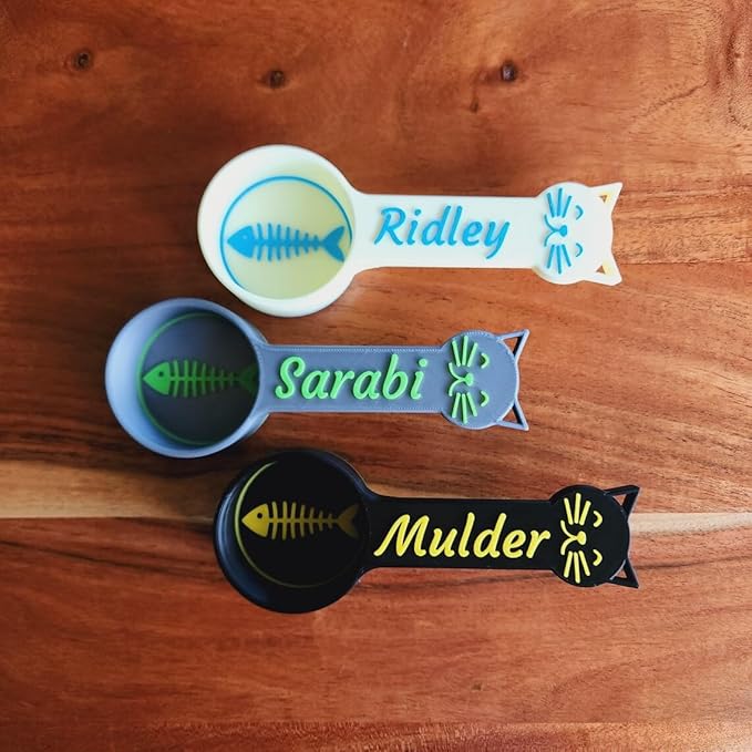 Personalized Cat Food Scoop, Cat Food Measuring Cup with Name, Kibble Scoop (12 oz - 1 1/2 cups)