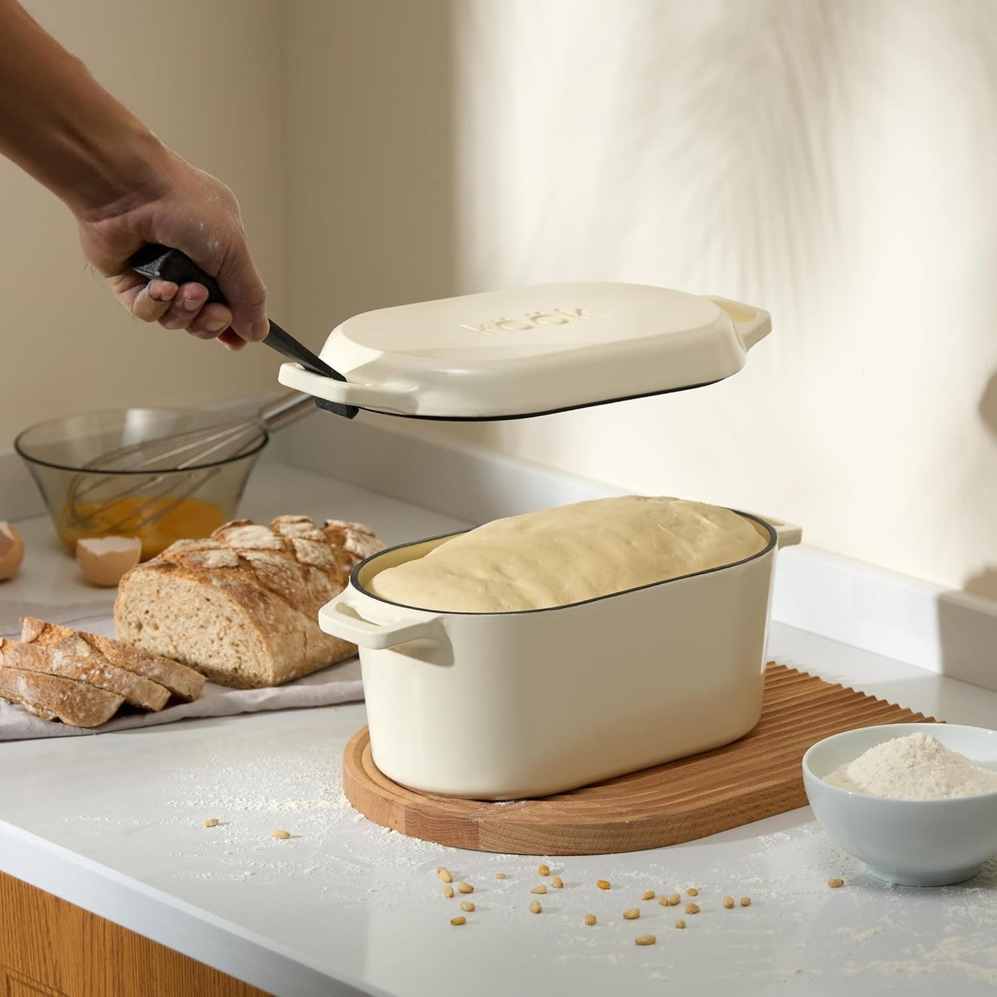 KooK Dutch Oven with Lid, Dual Handles, Enameled Cast Iron, includes Lid Lever, Great for Baking Bread, Cooking and Roasting, Dishwasher Safe, 3.4 Qt, Ivory