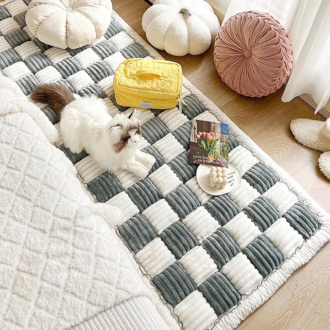 FunnyFuzzy Cream-Coloured Plaid Square Pet Mat Bed Couch Cover, Winter Thickened Dog Bed Cover Pet Blanket Sofa Couch Furniture Protector for Kids Dog Cat(Size:27.6 * 82.7 in,Color:Grey)