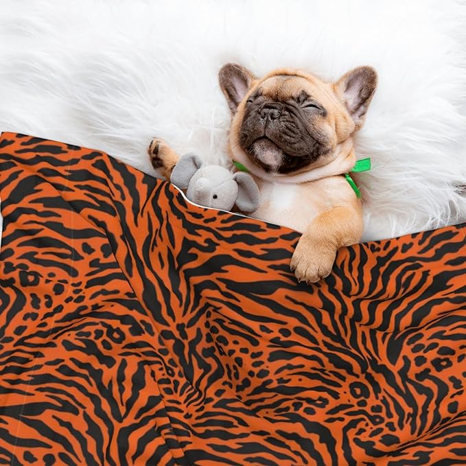 Reversible Pet Blanket for Sofa Protection Pet Comfort, 3D Realistic Cheetah Leopard Print, Double Sided Design with Cozy Nubby Nap Side and Durable Smooth Play Side